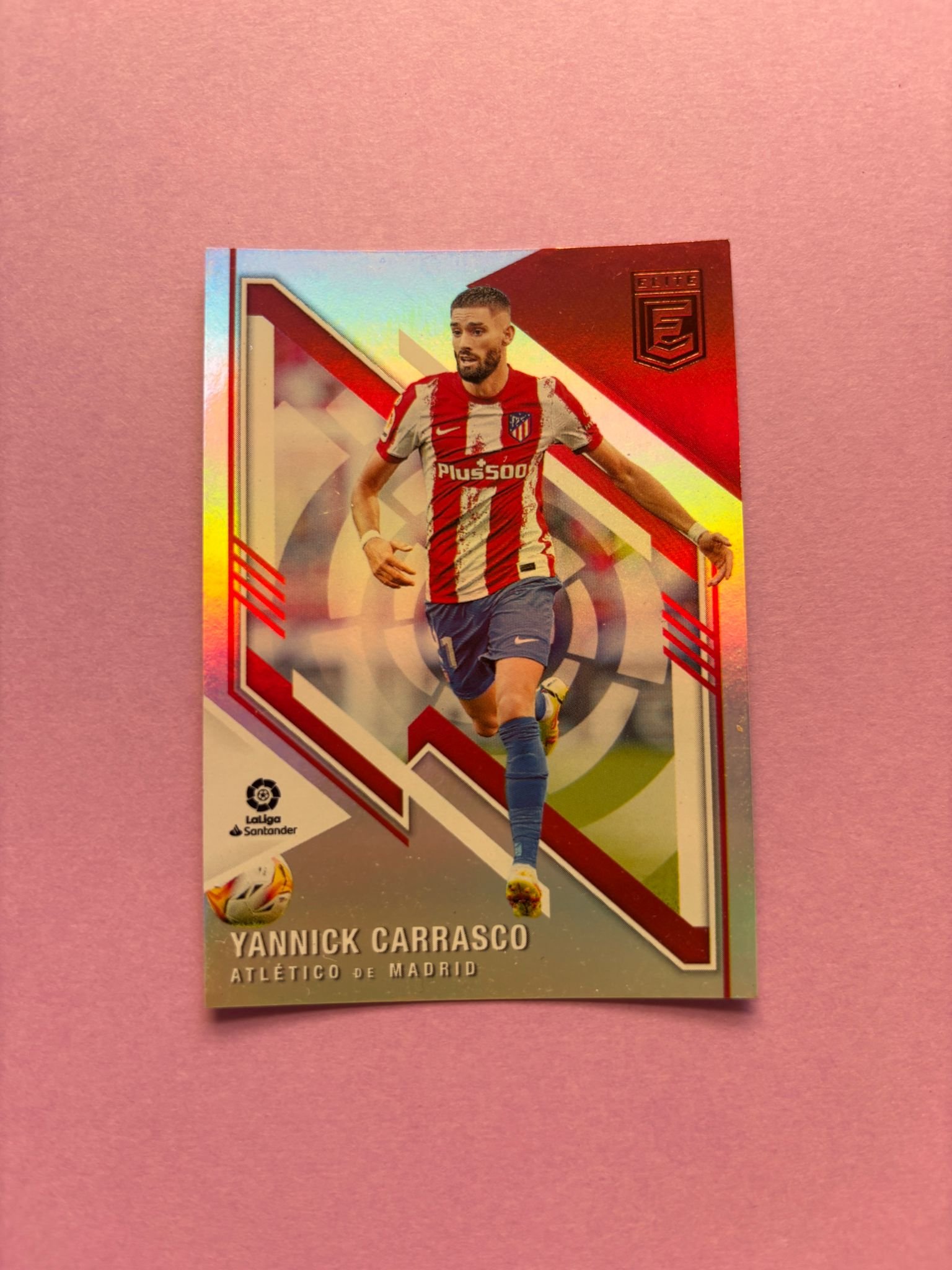 Yannick Carrasco Base Panini Donruss Elite La Liga 2021/2022